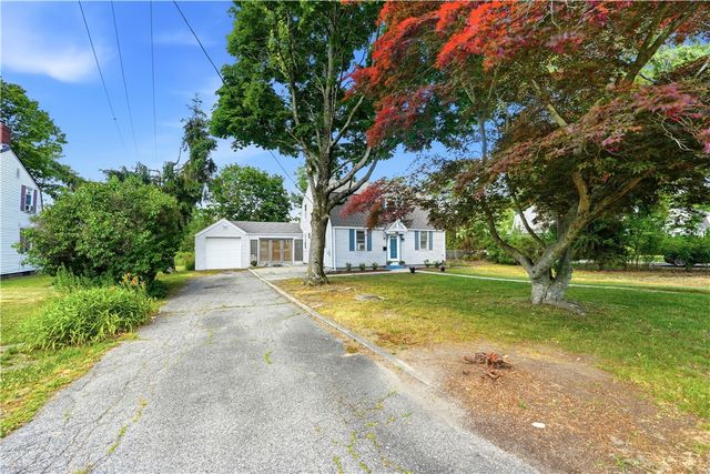 512 Woonasquatucket Avenue, North Providence, RI 02911