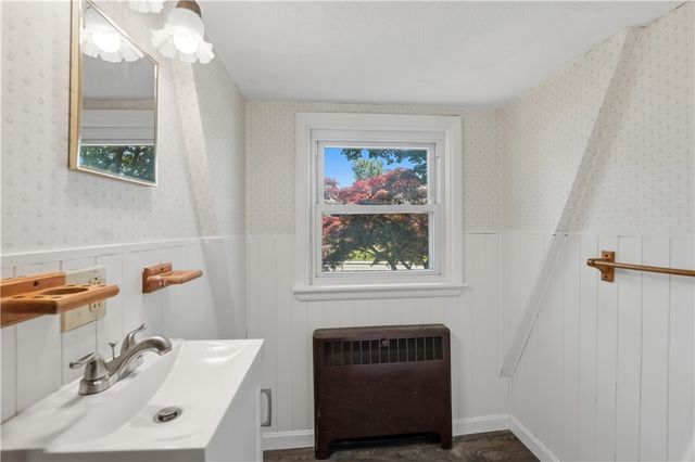 512 Woonasquatucket Avenue, North Providence, RI 02911
