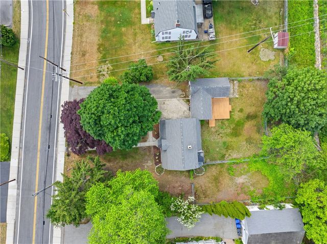 512 Woonasquatucket Avenue, North Providence, RI 02911