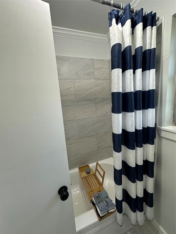 522 Lee Street, Mansfield, LA 71052