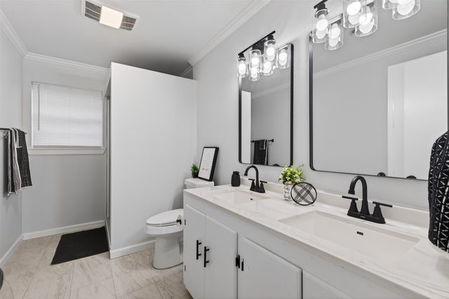 522 Lee Street, Mansfield, LA 71052