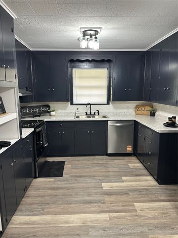 522 Lee Street, Mansfield, LA 71052