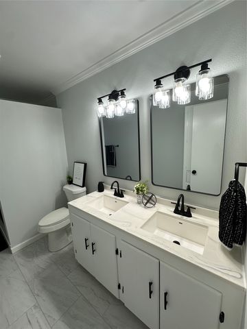 522 Lee Street, Mansfield, LA 71052