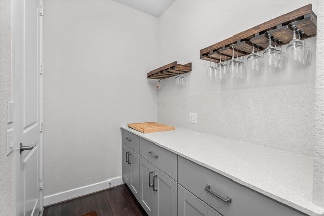 106 E Silky Sephora Court, Montgomery, TX 77316