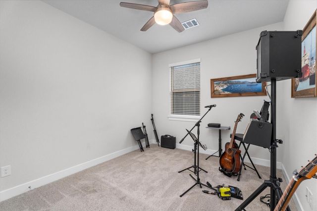 106 E Silky Sephora Court, Montgomery, TX 77316