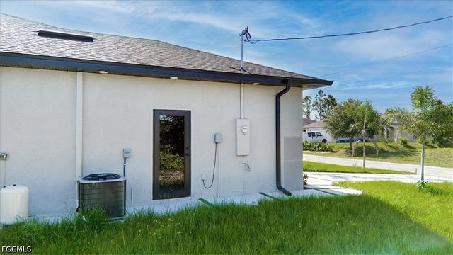 3514 17th ST SW, Lehigh Acres, FL 33976
