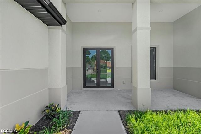 3514 17th ST SW, Lehigh Acres, FL 33976