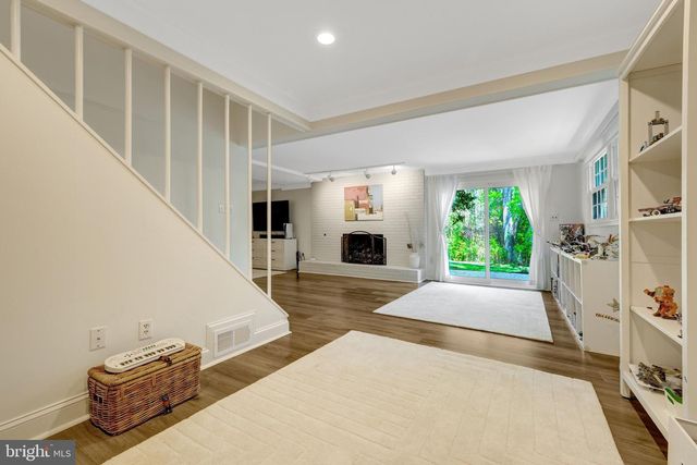 6116 FRANKLIN PARK RD, Mclean, VA 22101
