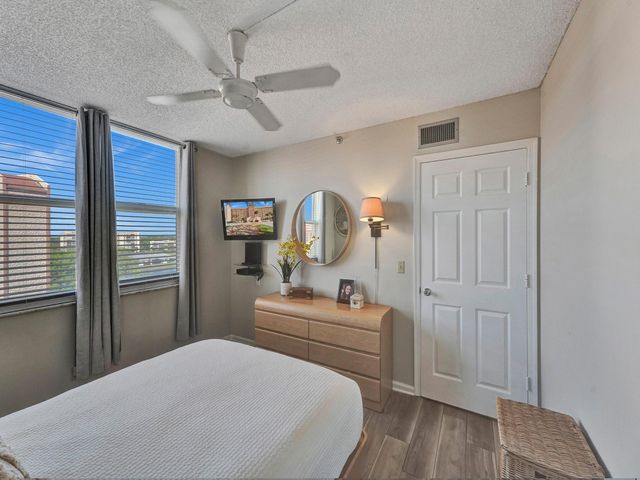 14527 Bonaire Blvd 701, Delray Beach, FL 33446