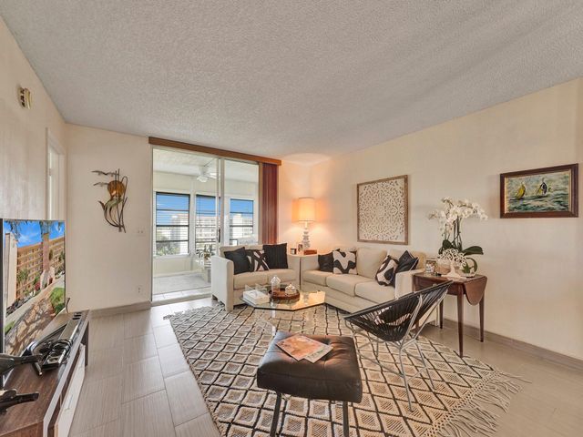 14527 Bonaire Blvd 701, Delray Beach, FL 33446