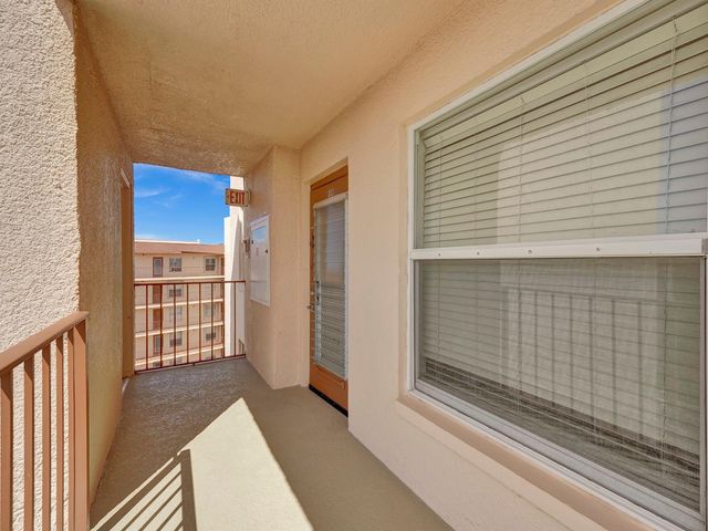 14527 Bonaire Blvd 701, Delray Beach, FL 33446