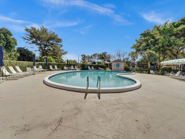 14527 Bonaire Blvd 701, Delray Beach, FL 33446