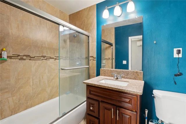 1211 E Leigh Court, Long Beach, CA 90806