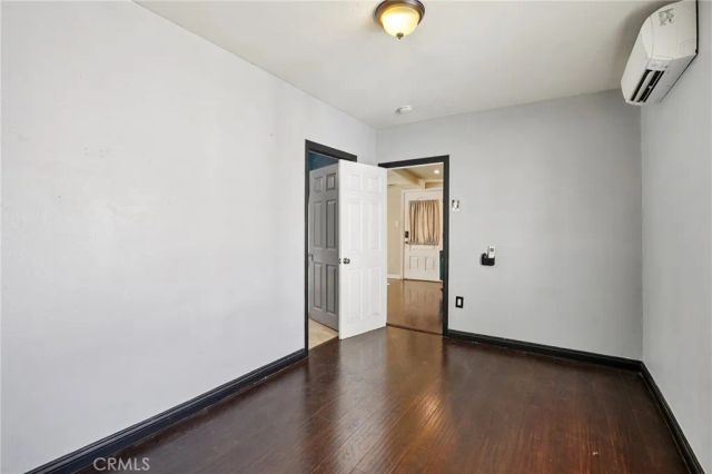 1211 E Leigh Court, Long Beach, CA 90806