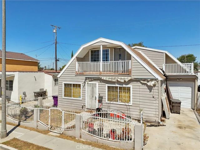 1211 E Leigh Court, Long Beach, CA 90806