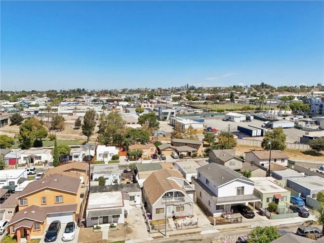 1211 E Leigh Court, Long Beach, CA 90806