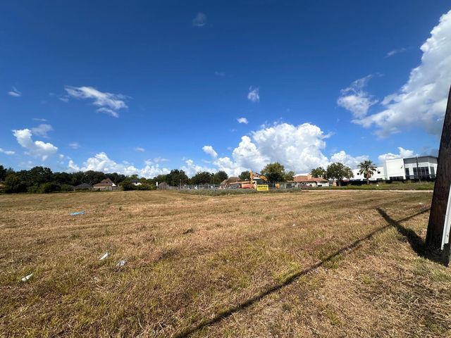 15150 South Post Oak Road, Houston, TX 77053