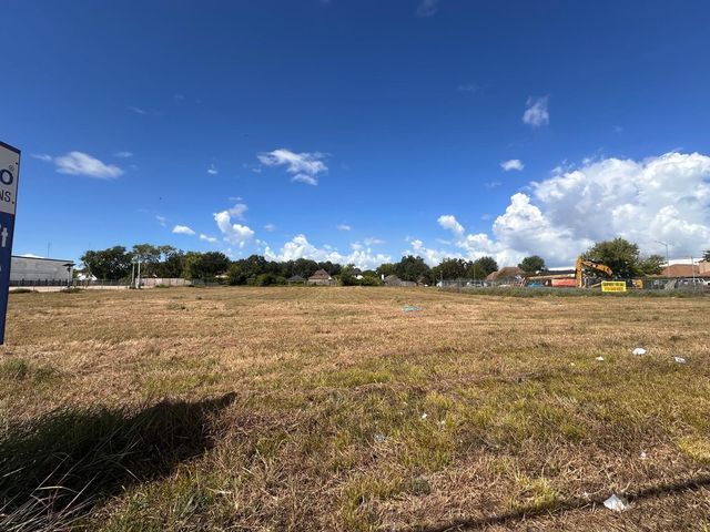 15150 South Post Oak Road, Houston, TX 77053