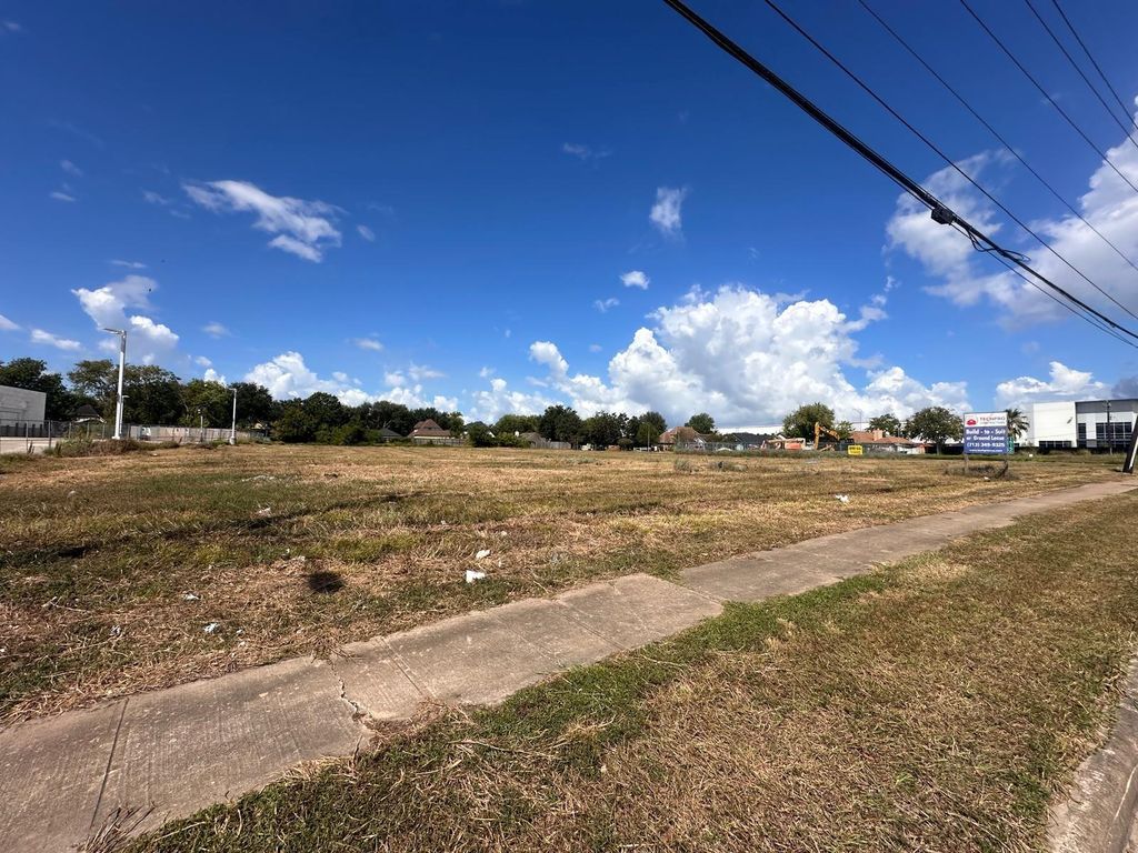 15150 South Post Oak Road, Houston, TX 77053