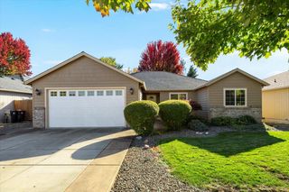 3248 Ford Drive, Medford, OR 97504