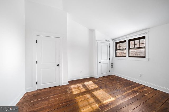 1932 PINE ST, Philadelphia, PA 19103