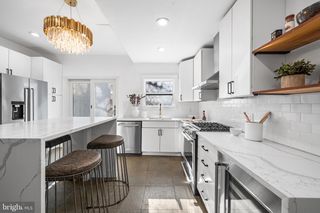 1932 PINE ST, Philadelphia, PA 19103