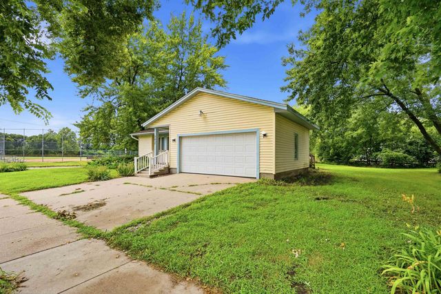 303 Ankeny Street, Waterloo, IA 50703