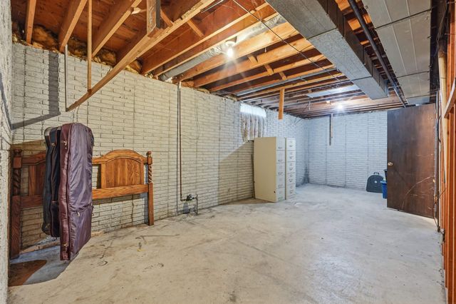 303 Ankeny Street, Waterloo, IA 50703