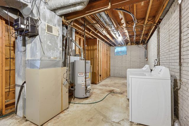 303 Ankeny Street, Waterloo, IA 50703