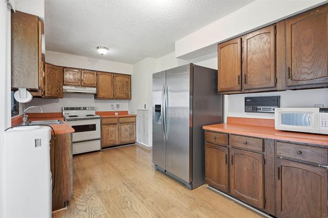 303 Ankeny Street, Waterloo, IA 50703