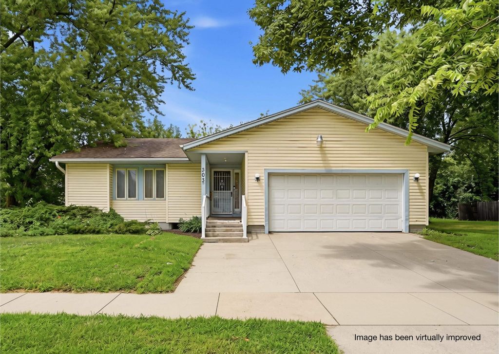 303 Ankeny Street, Waterloo, IA 50703