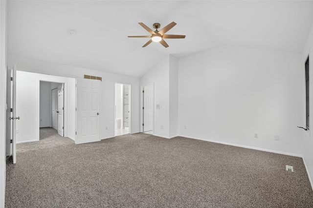 5924 Highland Circle, West Des Moines, IA 50266