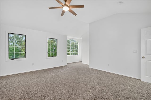 5924 Highland Circle, West Des Moines, IA 50266