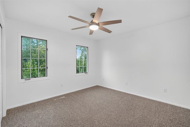 5924 Highland Circle, West Des Moines, IA 50266