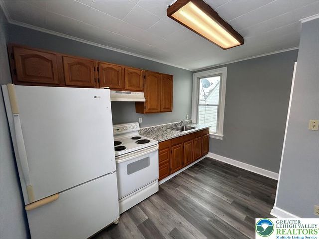 14 West Union Boulevard 2, Bethlehem City, PA 18018