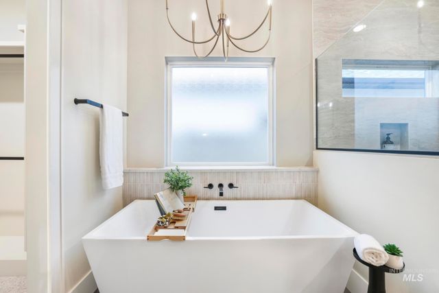 536 Canyon Falls Dr, Twin Falls, ID 83301