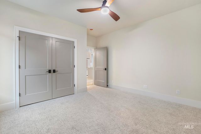 536 Canyon Falls Dr, Twin Falls, ID 83301