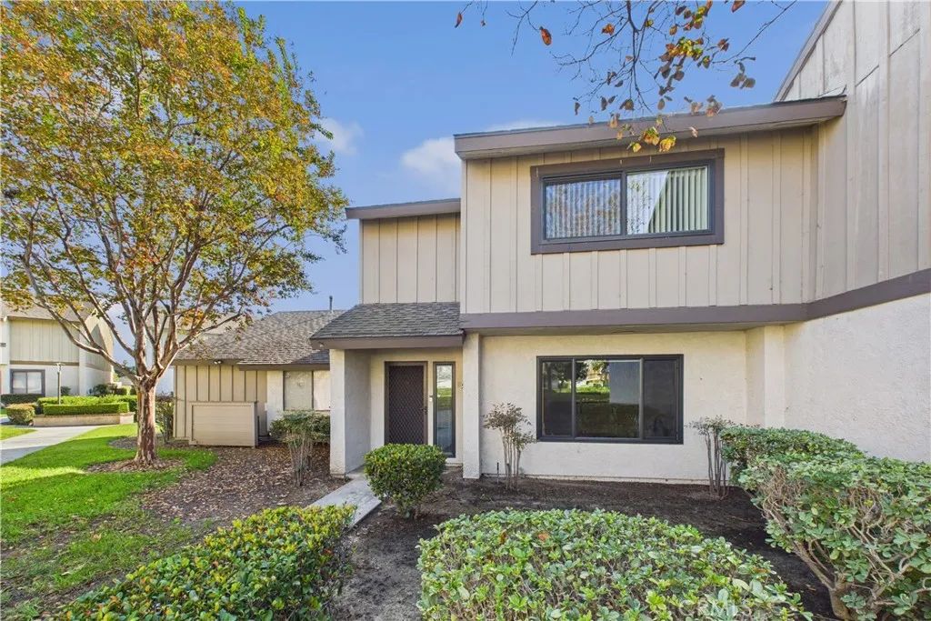 1331 W Cerritos 25, Anaheim, CA 92802