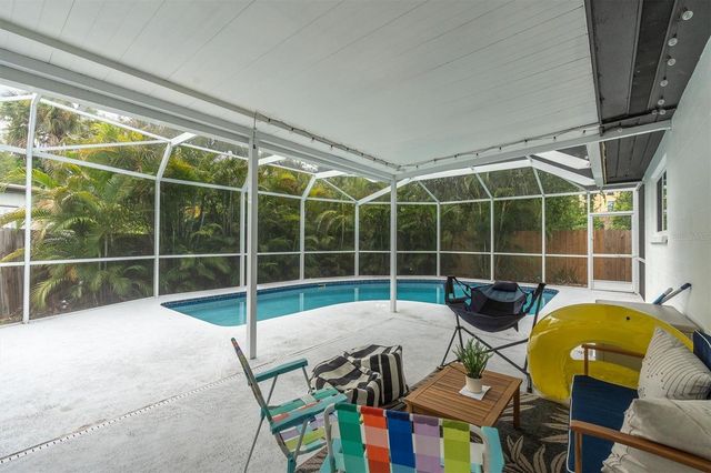 4986 WOODLAND DRIVE, St Petersburg, FL 33708