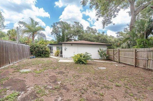 4986 WOODLAND DRIVE, St Petersburg, FL 33708