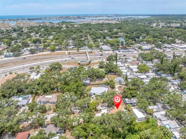 4986 WOODLAND DRIVE, St Petersburg, FL 33708