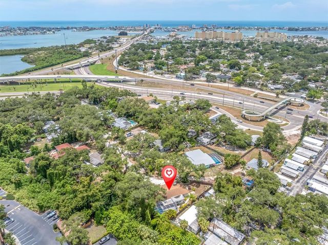 4986 WOODLAND DRIVE, St Petersburg, FL 33708