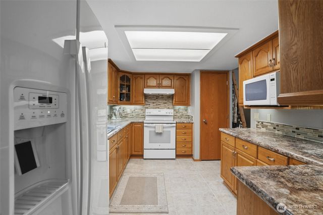 3073 SE Misty Court, Port Orchard, WA 98367