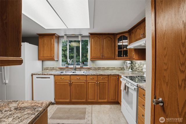 3073 SE Misty Court, Port Orchard, WA 98367