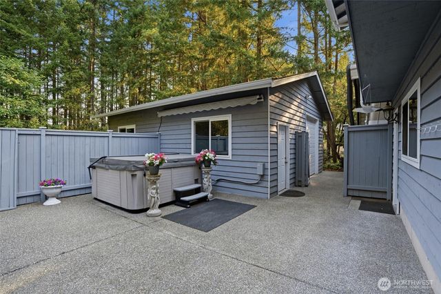 3073 SE Misty Court, Port Orchard, WA 98367