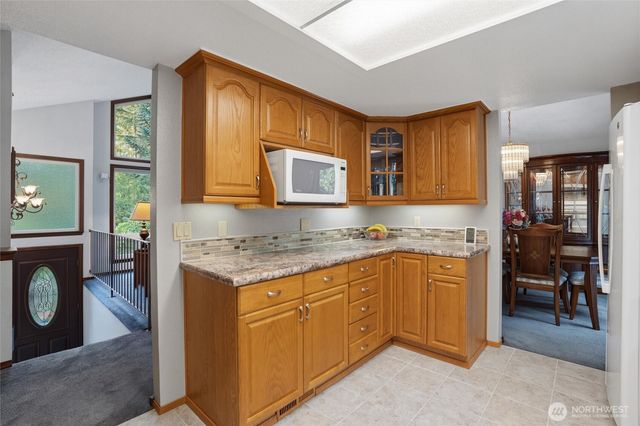 3073 SE Misty Court, Port Orchard, WA 98367