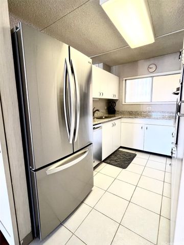 469 Ena Road 2010, Honolulu, HI 96815