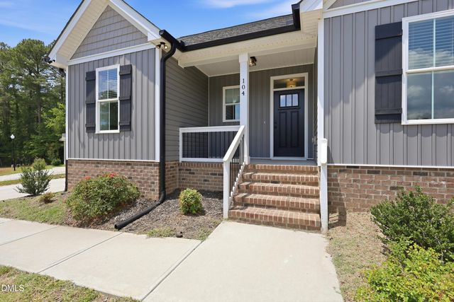 104 Averly Court, Stem, NC 27581