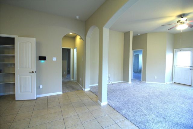 25311 Saddlebrook Ranch Drive, Tomball, TX 77375