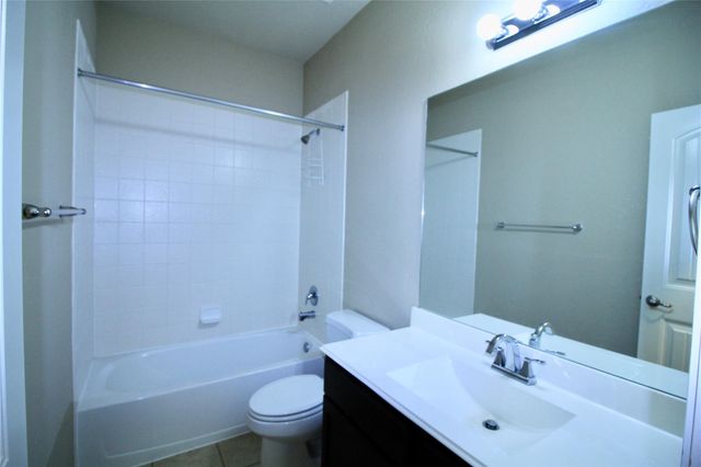 25311 Saddlebrook Ranch Drive, Tomball, TX 77375